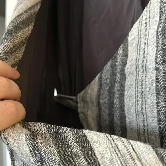 Lulus Wrap Dress Size S - Picture 5 of 8